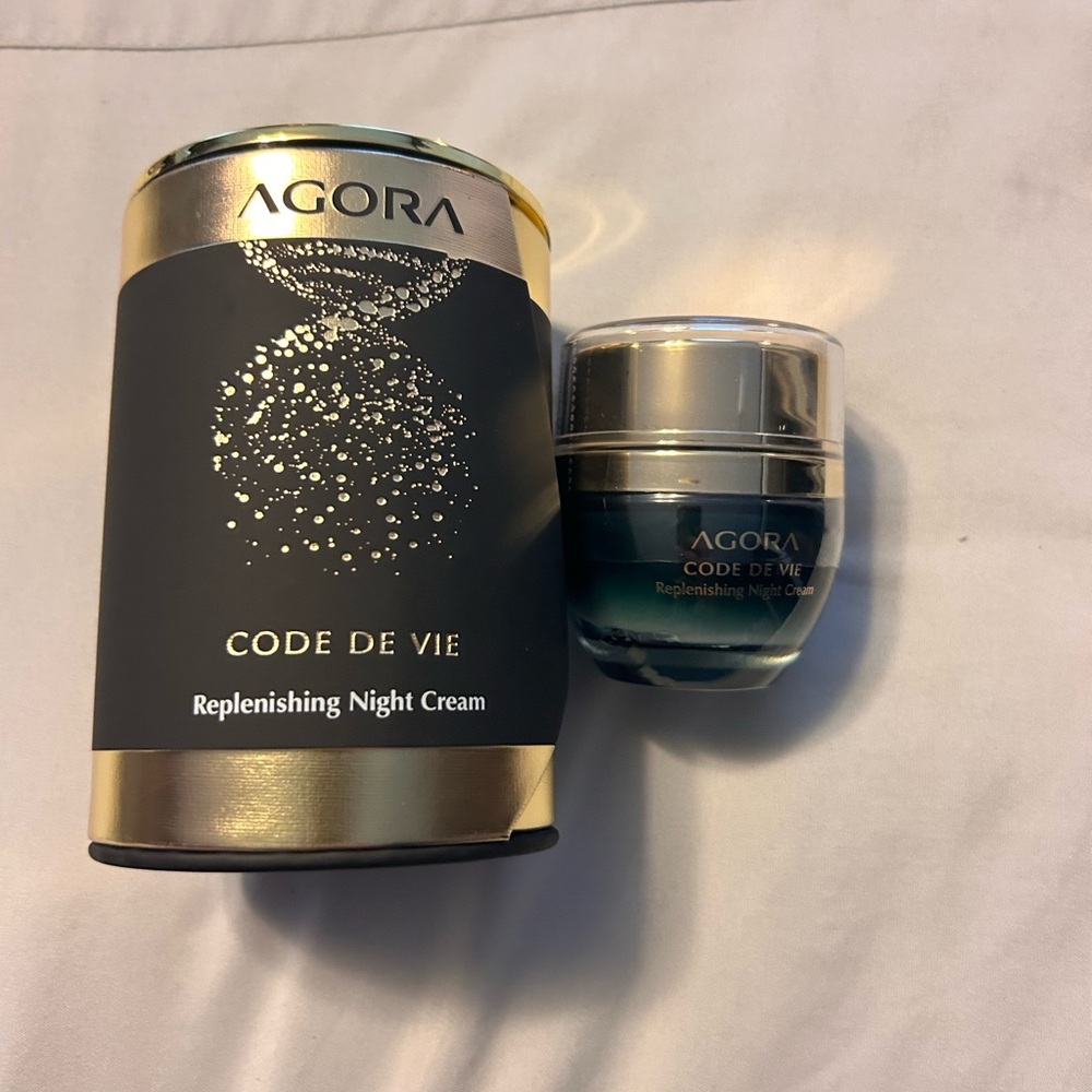 Agora Replenishing Night Cream - Picture 3 of 3